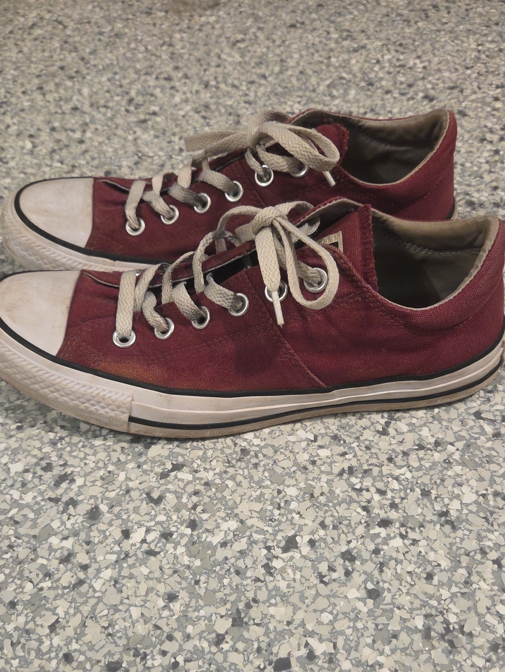 Maroon Converse Shoes Size 9 - Picture 4 of 6